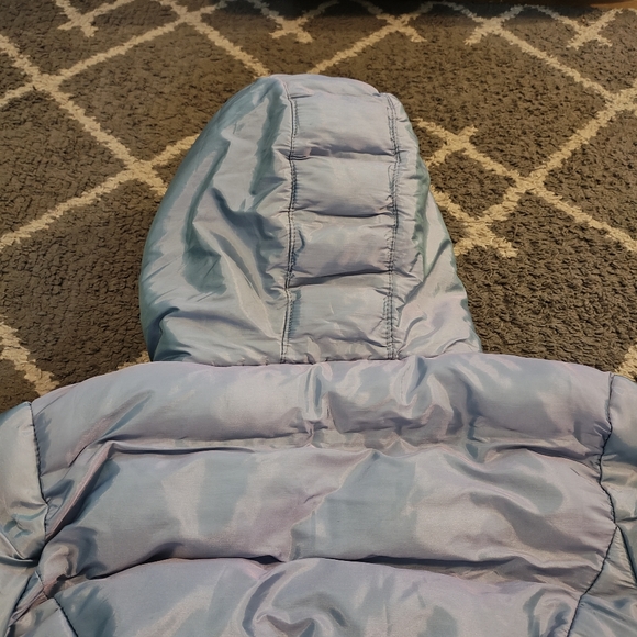 Champion Puffer Jacket Size XL - Picture 7 of 10